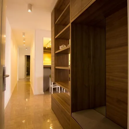Apartment Arena Lux